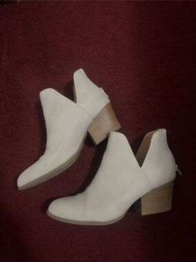 SO Women's Cream Ankle Booties with Block Heel. Only worn a handful of times.